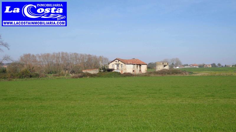 Foto b38b37af-c08d-4697-8b02-d4e14db3bec4. House in Suesa Ribamontán al Mar