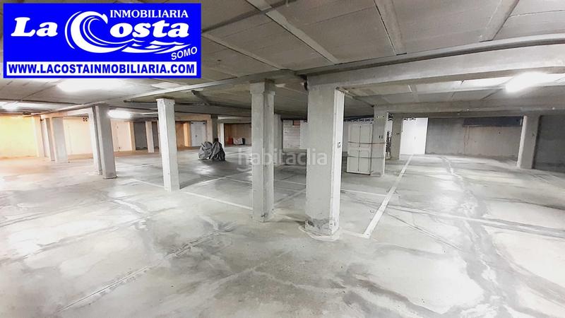 Foto da4c7d37-e041-4af5-b070-fdf4f7e3c7bf. Autoparkplatz in Somo Ribamontán al Mar