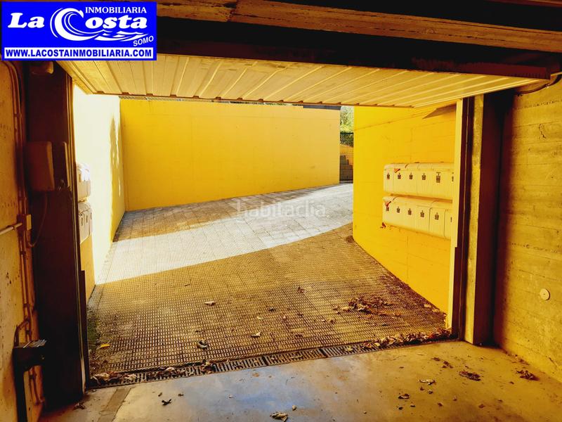 Foto 634de185-2c51-4757-a6f0-76aeb71a8d78. Car parking in Somo Ribamontán al Mar