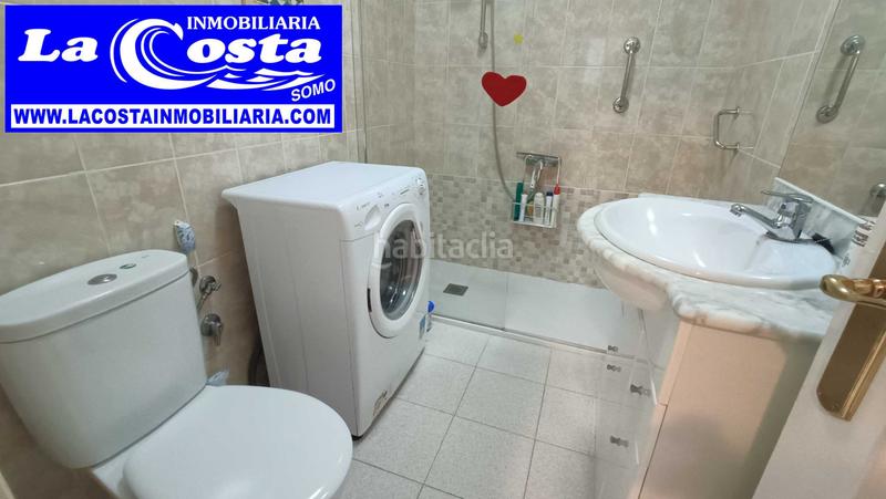 Foto 4dc9cb9c-0973-46cf-8ec7-9c2587c0d6e6. Planta baixa amb calefacció aparcament a Loredo Ribamontán al Mar