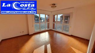 Dúplex a Calle ría cubas 7. Duplex en esquina con amplios ventanales y vistas