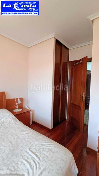 Foto e4767166-2a6a-4ef9-a8c7-9f0e2761ab59. Casa adossada amb calefacció aparcament a Loredo Ribamontán al Mar