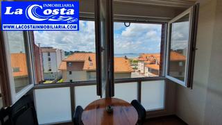 Dúplex a Calle ría cubas 5. Amplio piso con vistas a la bahia y playa