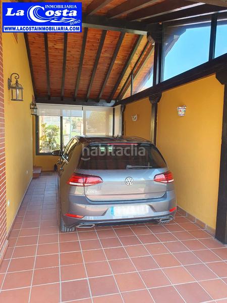 Foto e6be8b4a-942c-4265-bf25-2d5810fcc036. Chalet Galizano. céntrico chalet independiente. en Ribamontán al Mar