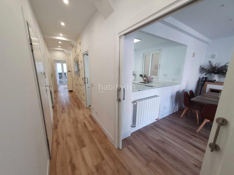 Foto d58dc57b-857e-48bf-9517-69b06e9e0d45. Piso en pleno centro piso de 4hab totalmente reformado impecable en Santander