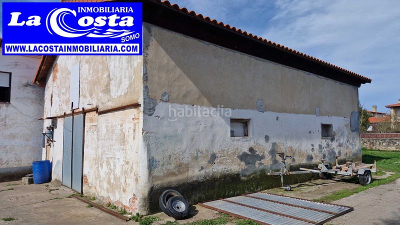 Foto db838092-cfb8-45f4-8d88-4c89e23f854f. Industrial building in Castanedo Ribamontán al Mar