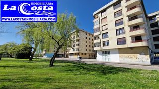 Flat in Calle campogiro 3. Estupendo piso reformado para entrar a vivir.