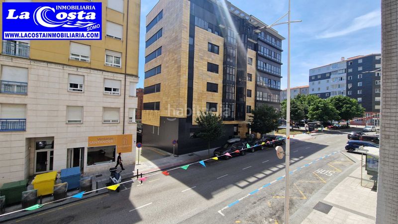 Foto 1480409e-85c5-49d9-87a6-48e3f6569ae2. Pis a calle alta 52 a Numancia - San Fernando Santander