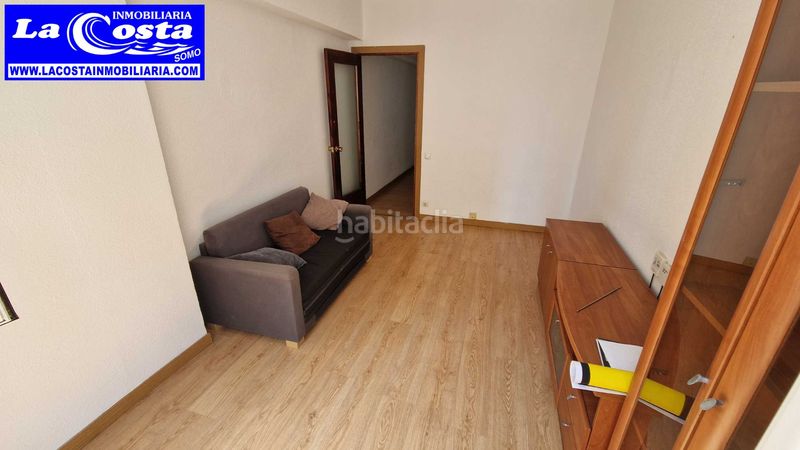 Foto 405a55dc-53b7-442a-b19f-c0f24faa4f1c. Pis a calle alta 52 a Numancia - San Fernando Santander
