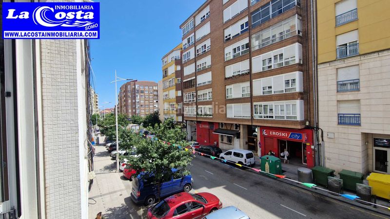 Foto 526e7eba-8d2b-465c-b540-487028100e91. Pis a calle alta 52 a Numancia - San Fernando Santander