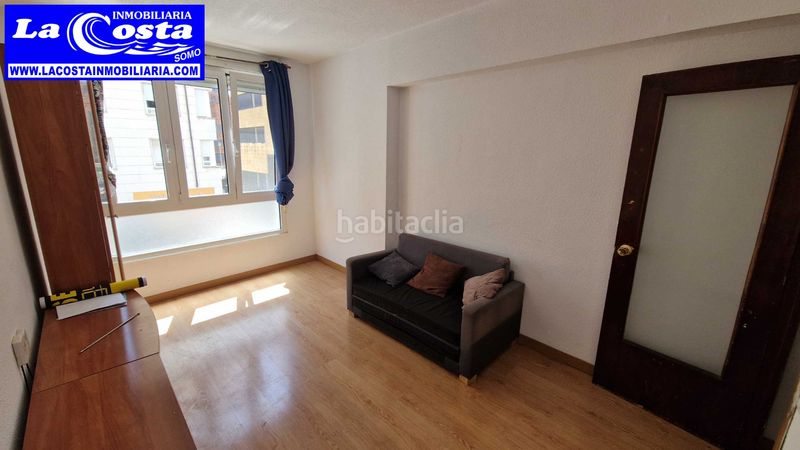 Foto 59339bf4-7773-421e-a241-586e3e5d19b5. Pis a calle alta 52 a Numancia - San Fernando Santander