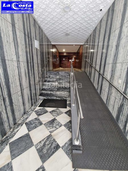 Foto b4488051-d031-42dc-9944-5665897c81ed. Pis a calle alta 52 a Numancia - San Fernando Santander