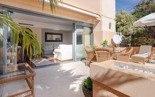 Dúplex a Los Naranjos. Magnifico apartamento en golf los naranjos nueva andalucia marbe