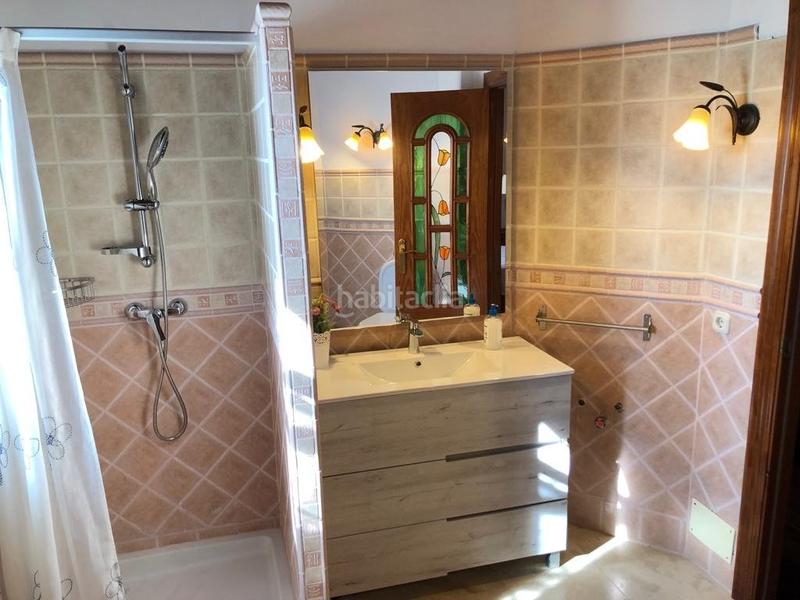 Foto 1a3f14a8-250d-4423-a716-369b57d579ee. Chalet con parcheggio piscina in altos de Estepona Estepona