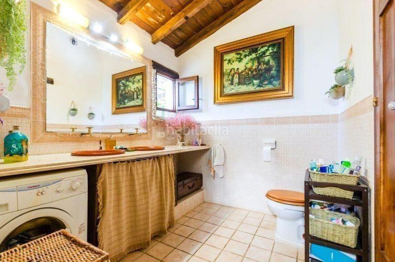 Foto 69a5303e-f2aa-435b-ab3f-bd70ade8e828. Maison avec parking piscine dans La Concha - Resina Golf Estepona