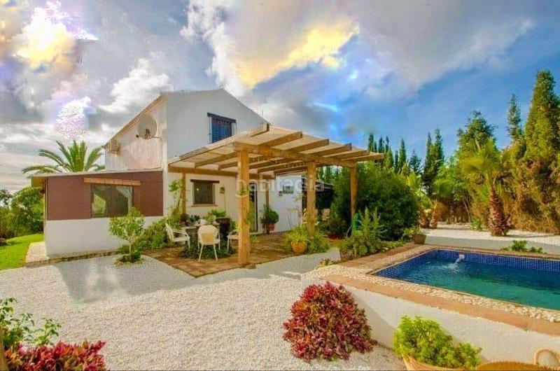 Foto 9efc0aef-529d-4f1b-9352-0e5da9b523e1. Maison avec parking piscine dans La Concha - Resina Golf Estepona