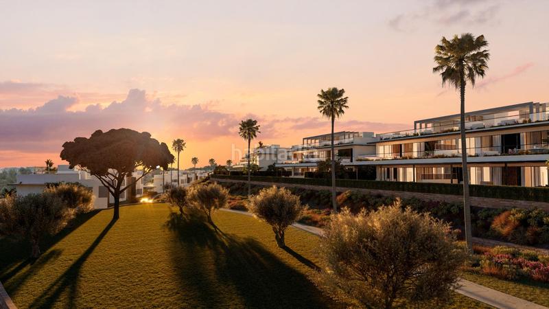 Foto 4026139f-3620-4556-ab8e-0799b3765f95. Piso espectacular bajo con amplio jardín, piscina propia y bodega en Marbella