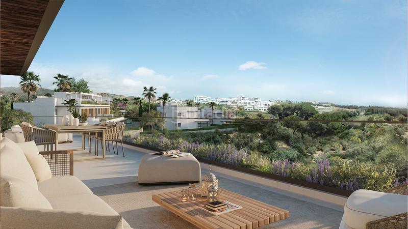 Foto 9de3143a-19b2-4090-8ce3-29aff92ab8c4. Piso espectacular bajo con amplio jardín, piscina propia y bodega en Marbella