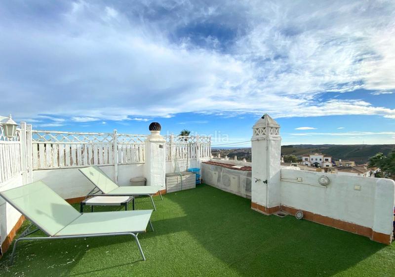 Foto f29f5388-13f8-48fd-b26e-77c78873e5a4. Casa adossada amb aparcament piscina a Manilva pueblo Manilva