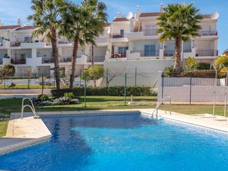 Appartement à Alcorrín. Apartamento en planta baja con jardín en manilva