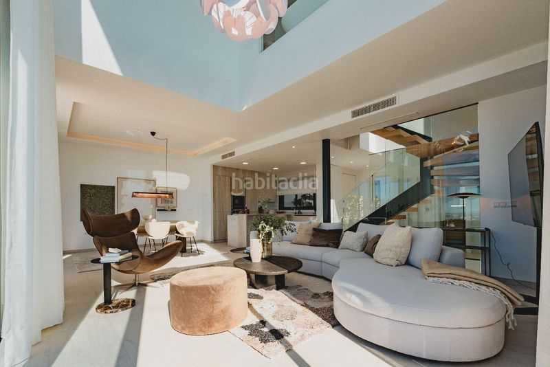 Foto cd69aaa9-1d88-4acb-820b-dbca72c68f3a. Casa adossada amb calefacció aparcament piscina a Marbella