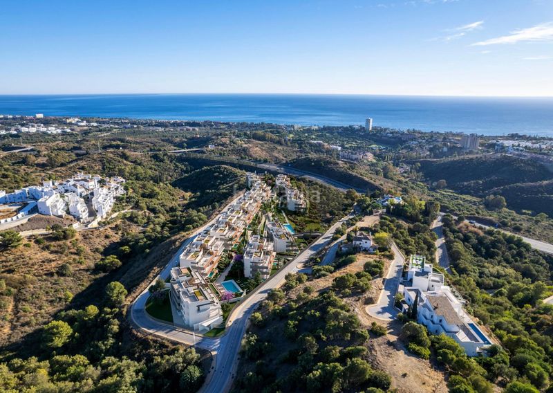Foto 010f73d4-91a2-4097-a9c1-c7f3680a927e. Apartament amb calefacció aparcament piscina a Alto de los Monteros Marbella