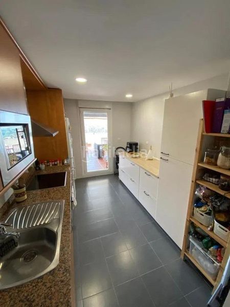 Foto eb2a350c-3ffc-476b-98c9-fc1cd5ecb4af. Apartament amb aparcament piscina a Alcorrín Manilva