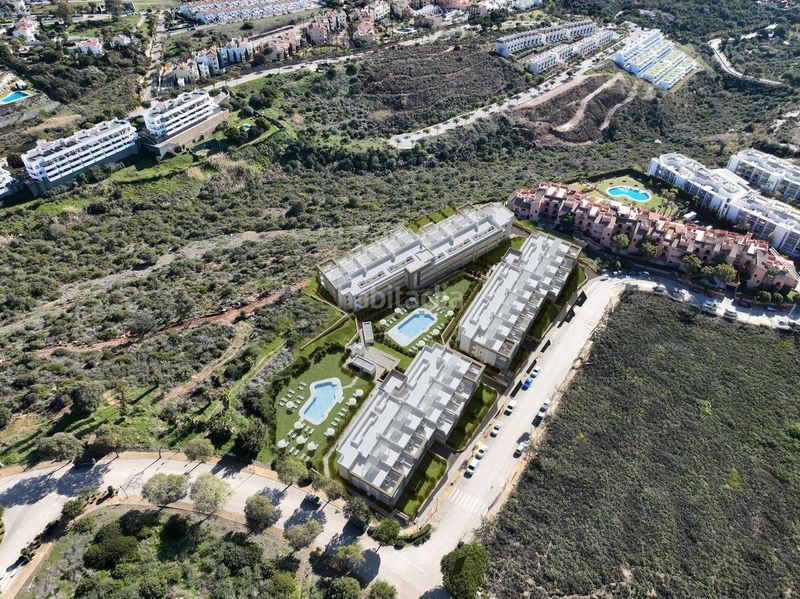 Foto 1440d7f5-68ea-4a7c-b3d7-d124c755cce4. Apartament amb calefacció aparcament piscina a Alcorrín Manilva