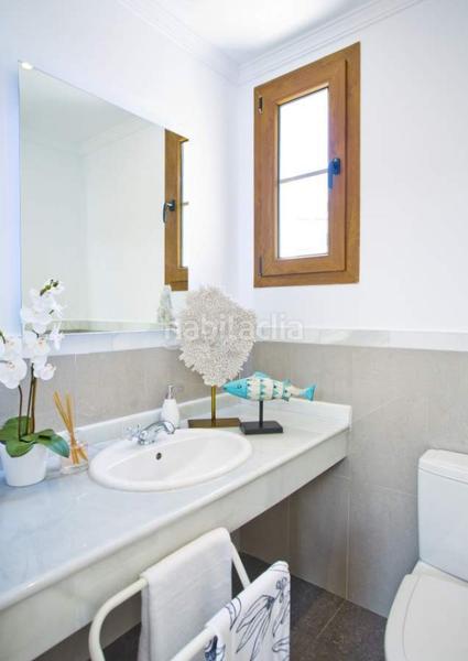 Foto 4b97d528-54f1-4bdb-ba5b-42a0ef5eafd6. Chalet mar, golf y montaña en una villa familiar de lujo en Estepona