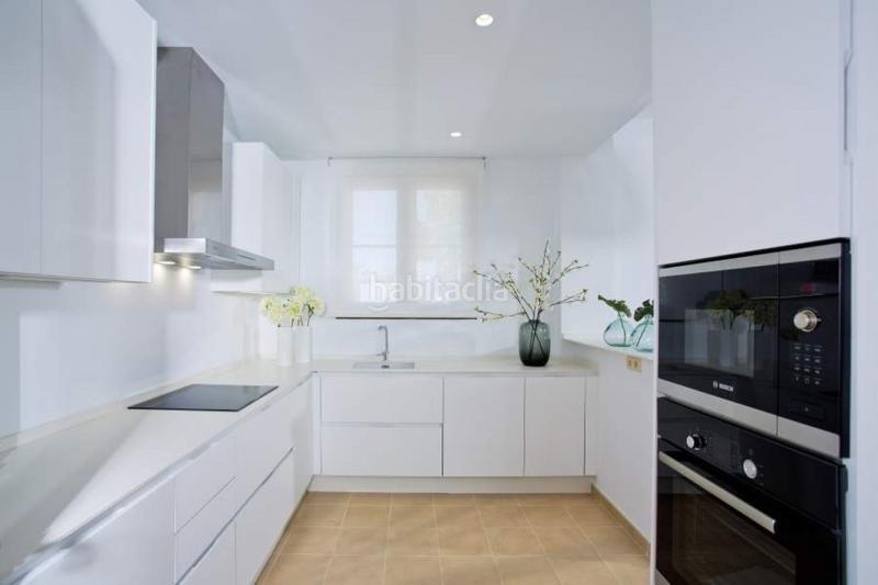 Foto bdde0ea9-b7e5-4a1d-89b7-253a691ac60f. Chalet mar, golf y montaña en una villa familiar de lujo en Estepona