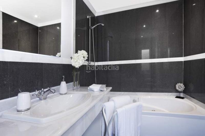 Foto d8d45c31-cb9a-4730-9ccc-33f2ab02a124. Chalet mar, golf y montaña en una villa familiar de lujo en Estepona