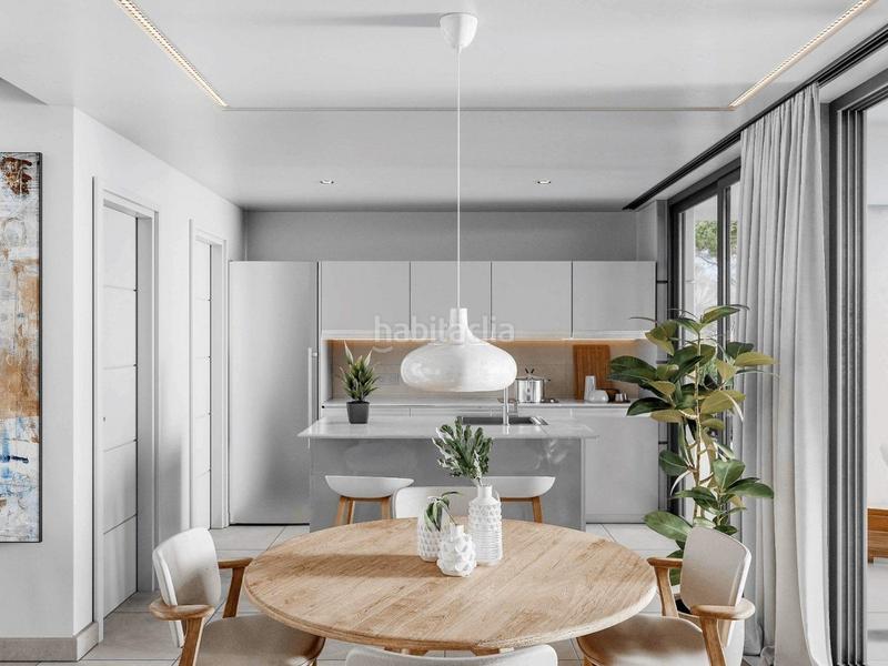 Foto 11a7320f-1a61-4d0c-be7f-1aff9030efe3. Chalet mit heizung parking in San Luis de Sabinillas Manilva