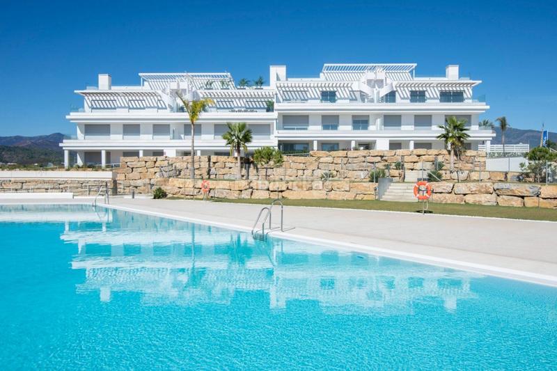 Foto c0a2d1b4-e041-4a39-bb07-ac6f660c7c7e. Apartamento ultimo apartamento con vistas al mediterraneo.entrega inmediata. en Estepona