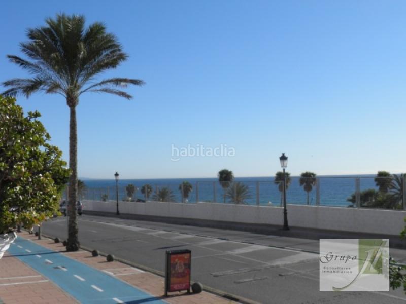 Foto 0656d9f0-40bf-4bb0-a4d1-7c5198e435e4. Pis a puerto de Estepona Estepona