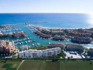 Apartamento en Sotogrande Costa. Últimos apartamentos con vistar panorámicas .obra nueva.llave en