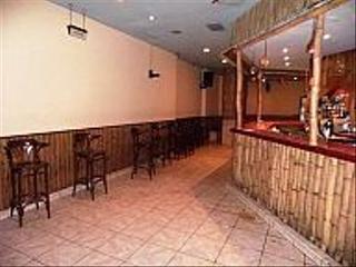 Local Comercial a Estella / Lizarra. Estella venta o alquiler de local preparado para cafeteria en pl