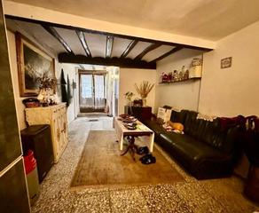 Casa adossada a Estella / Lizarra. Casa en venta en el centro de estella.