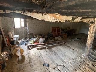 Casa adossada a Améscoa Baja