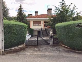 Casa en Ayegui. Chalet en venta en irachenavarra