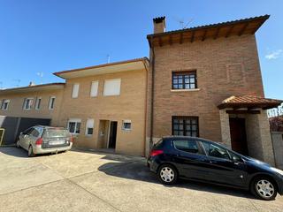 Semi detached house in Ayegui