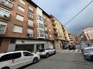 Local Comercial a Estella / Lizarra. Local a la venta en el centro de estella