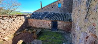Masia en Sorlada. Almacn tipo txoko en sorlada
