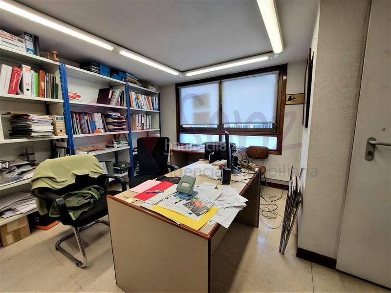 Foto 8066b9d5-3953-4499-b1bc-34f9397b4d3f. Affitto ufficio con riscaldamento parcheggio in Oeste Logroño