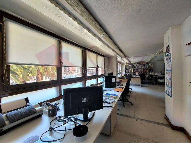 Foto 483b2a06-f388-4be6-b05b-5bcbb7872a81. Alquiler oficina fabulosa oficina en edificio las palmeras en esquina en Logroño