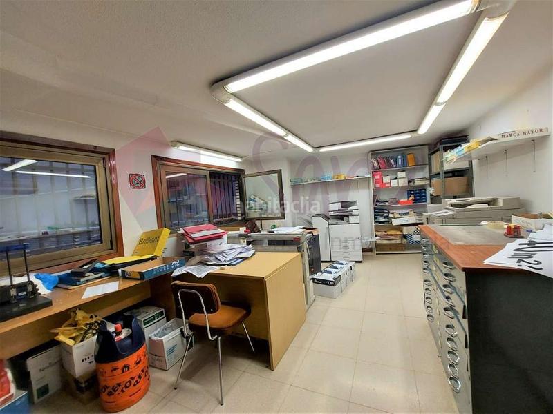 Foto 4c4c5c8d-219a-4845-9b51-6bbc8fbd130d. Location bureau avec chauffage parking dans Oeste Logroño