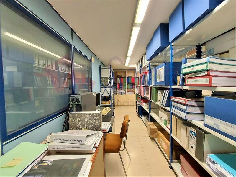 Foto 95d02f6f-991c-42a6-a819-9cee1d8c1d32. Location bureau avec chauffage parking dans Oeste Logroño
