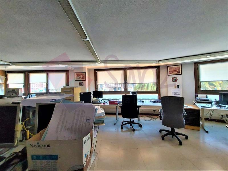 Foto 26e7425a-bc97-4435-bbf7-39782f482947. Miete büro mit heizung parking in Oeste Logroño