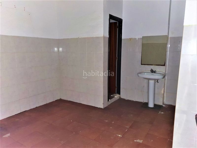 Foto d65521c5-471d-47f9-81eb-3507f26ccb87. Local comercial a Jesuitas Logroño