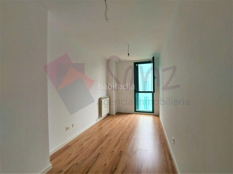 Foto 7b2c8d48-d2d0-41cb-8b1a-e99e20e58769. Pis amb calefacció aparcament piscina a La Cava - Fardachón Logroño