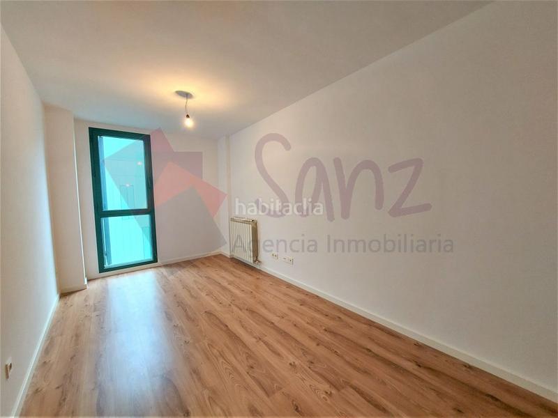 Foto 9997d4cf-e423-4972-a990-32a7f770982d. Pis amb calefacció aparcament piscina a La Cava - Fardachón Logroño